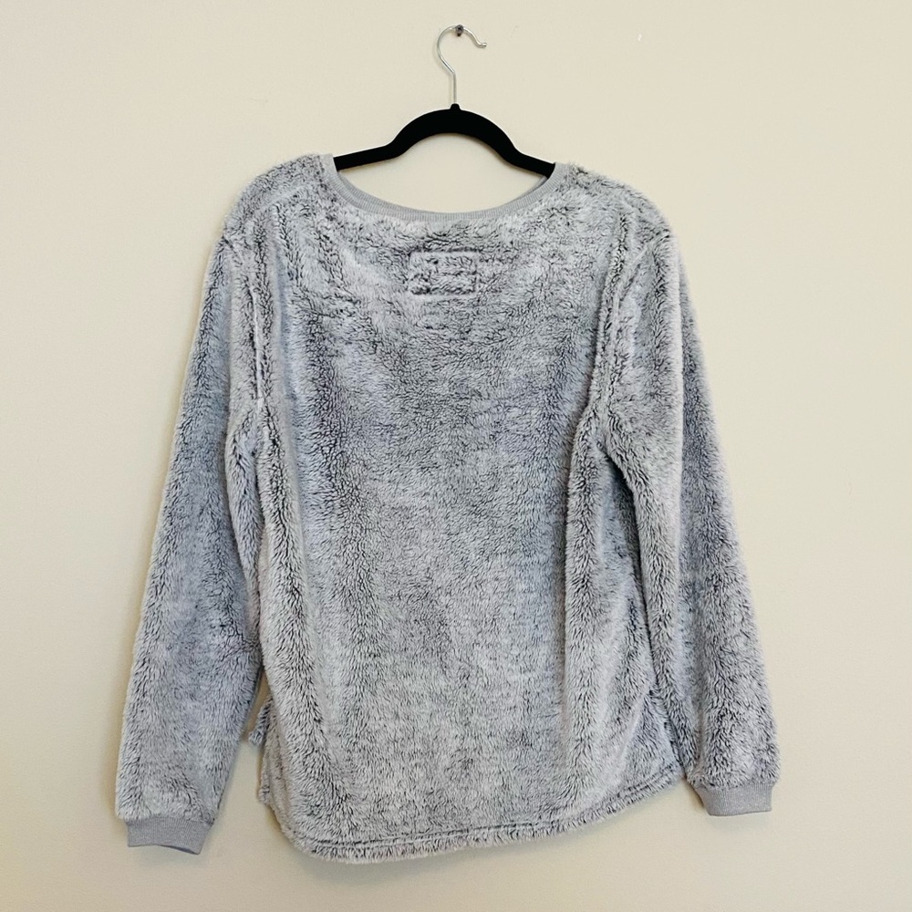 Soft LSU pull over - Picture 2 of 3